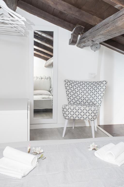 Moro Magenta 1 Casa E Appartamento Per Vacanze Ρώμη Δωμάτιο φωτογραφία